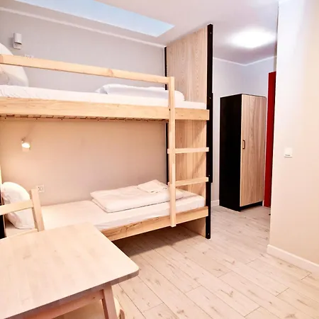 Waterlane Island Hostel&apartments Hostel